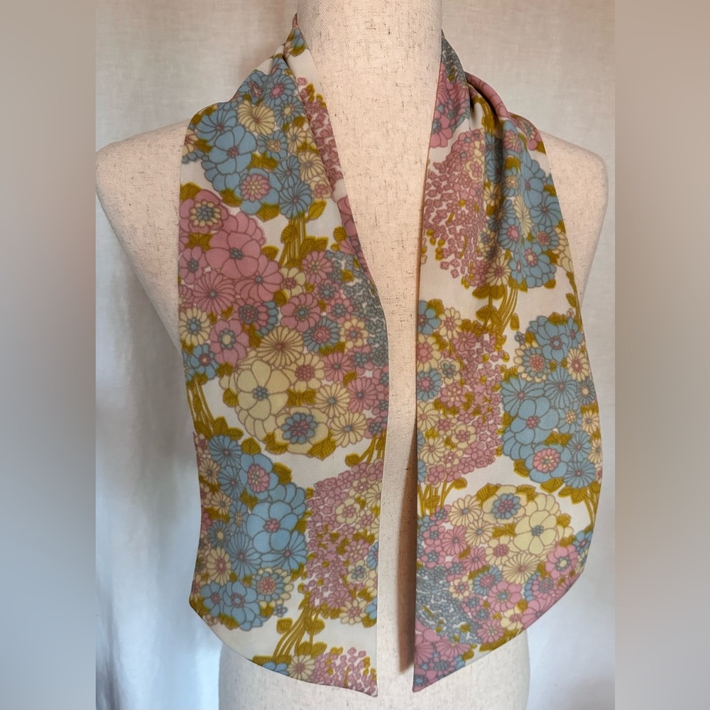 VINTAGE 1960’s Floral Scarf/Hair Wrap